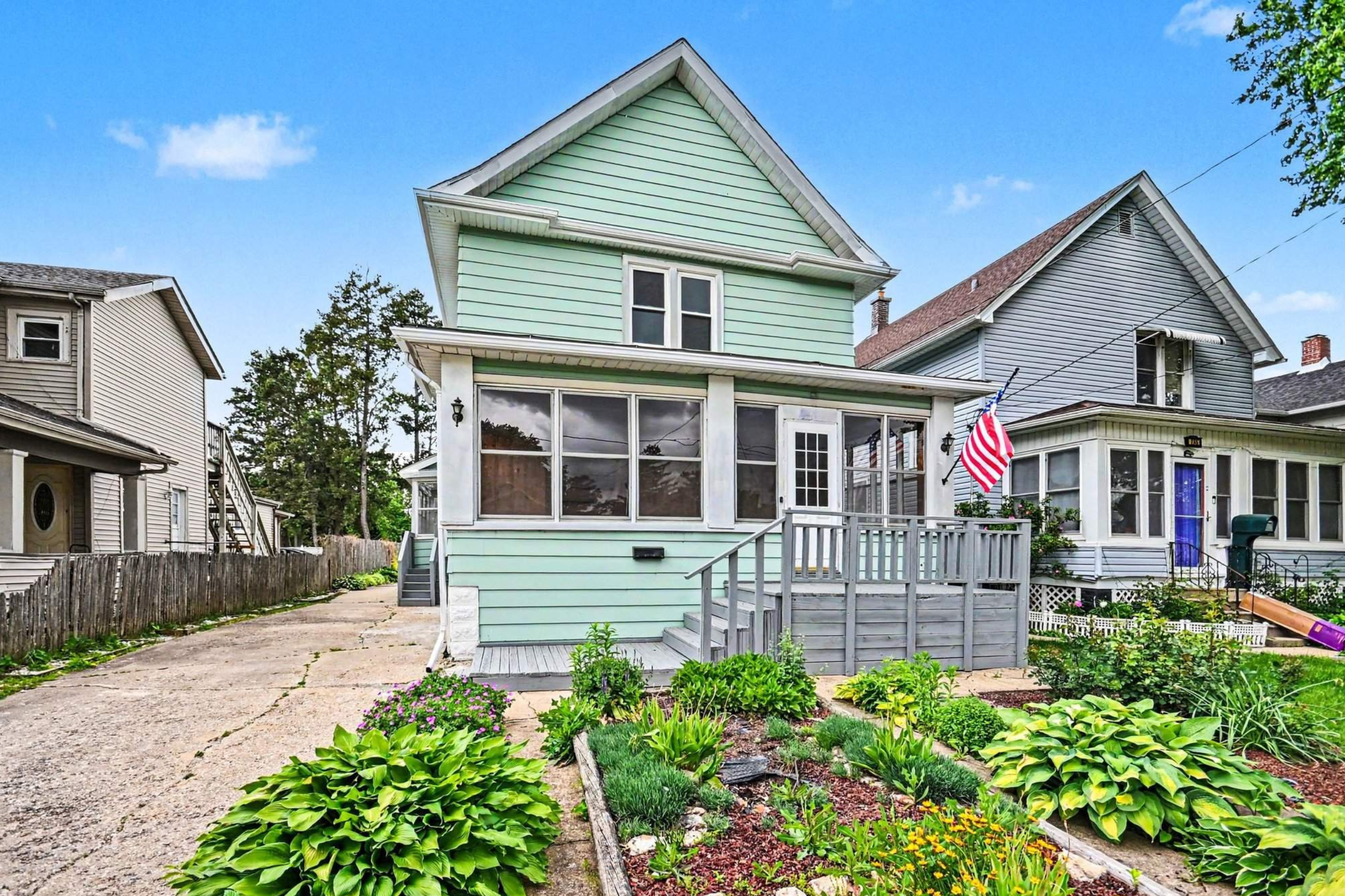 How to Sell Your House Without a Realtor in Aurora, IL: Your Options Explained